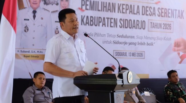 Bupati Sidoarjo H. Subandi