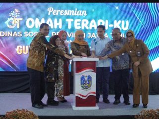 Gubernur Khofifah Ajak Warga Perbanyak Syukur: Jangan Terus Melihat ke Atas