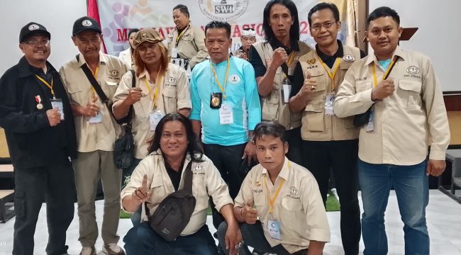 Foto bersama DPW Jateng dan Ketum SWI terpilih