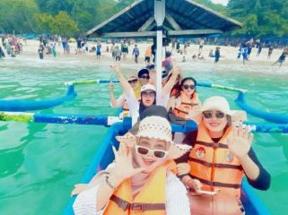 Sukses Dongkrak Ekonomi Warga, Kebijakan Satu Tiket Pantai Watu Ulo dan Papuma Banjir Pujian