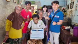 Foto Bersama Mr. Park Man Hoo, yang didampingi oleh sang istri, Maria, serta jajaran staf YGP