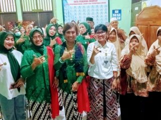 Kunjungi Panti Lansia, GWS Jepara Ingatkan Kasih Sayang dan Kepedulian