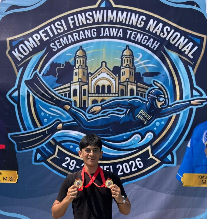 
					Dok.: Derry meraih juara pada kompetisi Fin Swimming pada Mei 2026 lalu