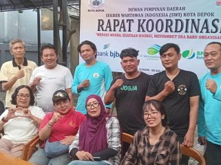 Foto Bersama Pengurus dan Anggota SWI Kota Depok