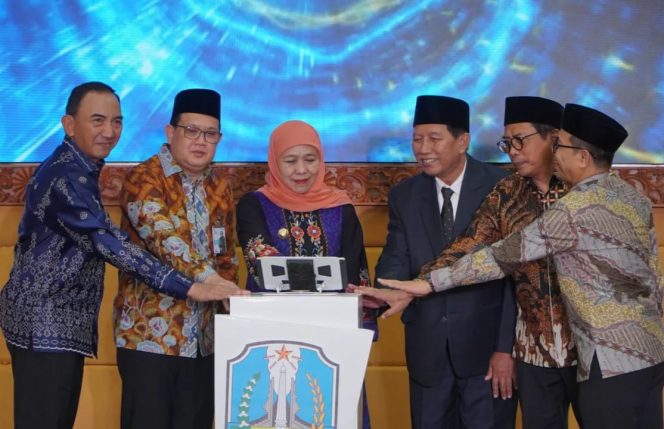 
					Pemprov Jatim Luncurkan Beasiswa Santri 2026, Sediakan 1.100 Kuota hingga Program STEM