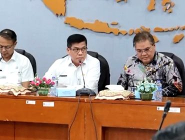 Kegiatan audiensi KPK dan Pemkot Depok di Ruang Edelweis Lantai 5 Balai Kota Depok, Rabu (03/06/26). (Foto: Humas Depok)