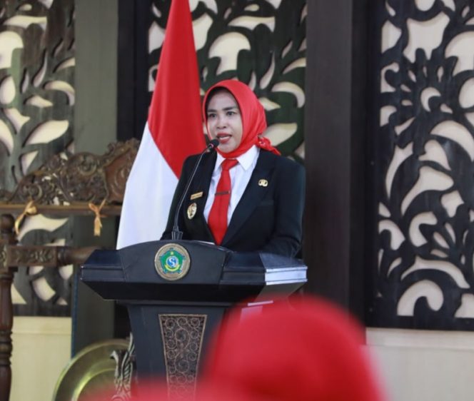 
					Wabup Mimik Kukuhkan 29 Kepala Puskesmas, Tekankan Pelayanan Humanis dan Perang Lawan HIV/AIDS