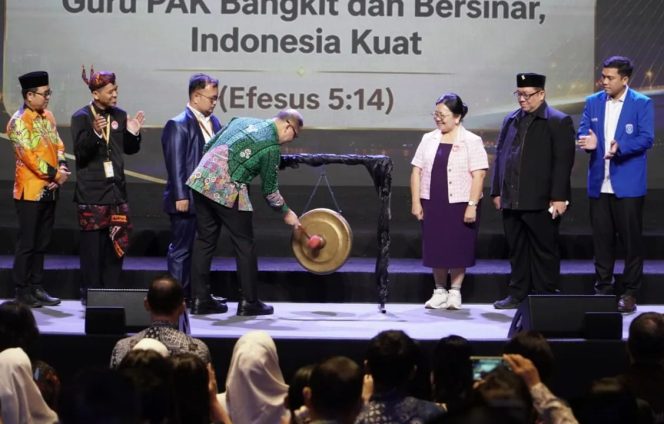 
					Munas Perdiski II 2026 Dibuka di Surabaya, Guru Agama Kristen Didorong Cetak Generasi Berkarakter