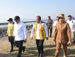Luberan Lumpur Sidoarjo Ancam Jalur Vital, Wabup Mimik Desak Penanganan Cepat dan Permanen
