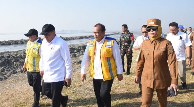 Luberan Lumpur Sidoarjo Ancam Jalur Vital, Wabup Mimik Desak Penanganan Cepat dan Permanen
