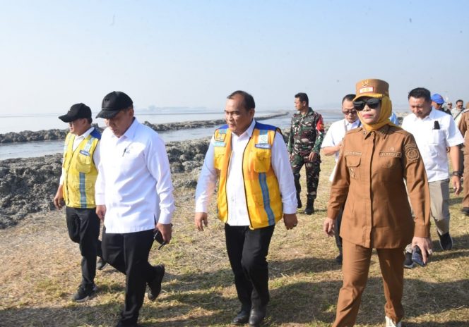 
					Luberan Lumpur Sidoarjo Ancam Jalur Vital, Wabup Mimik Desak Penanganan Cepat dan Permanen