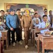 Wakil Bupati Sidoarjo Hj. Mimik Idayana, S.A.P., meninjau langsung kondisi SD Negeri Kupang 3 dan SD Negeri Kupang 4 di Kecamatan Jabon