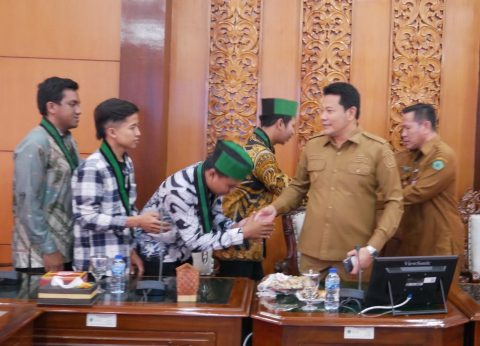 HMI Sidoarjo Temui Bupati, Siap Dukung Pemberantasan Miras dan Penanggulangan HIV/AIDS