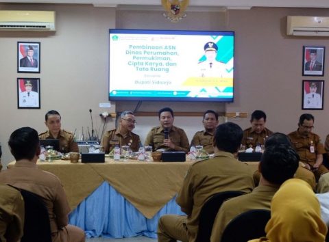 Bupati Subandi Tekankan Efisiensi dan Kejar PAD, Kinerja OPD Sidoarjo Dievaluasi