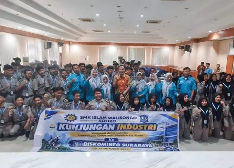 Dinas Kominfo Jatim Buka Wawasan Siswa SMK Islam Walisongo, Kenalkan Layanan Digital hingga Keamanan Siber