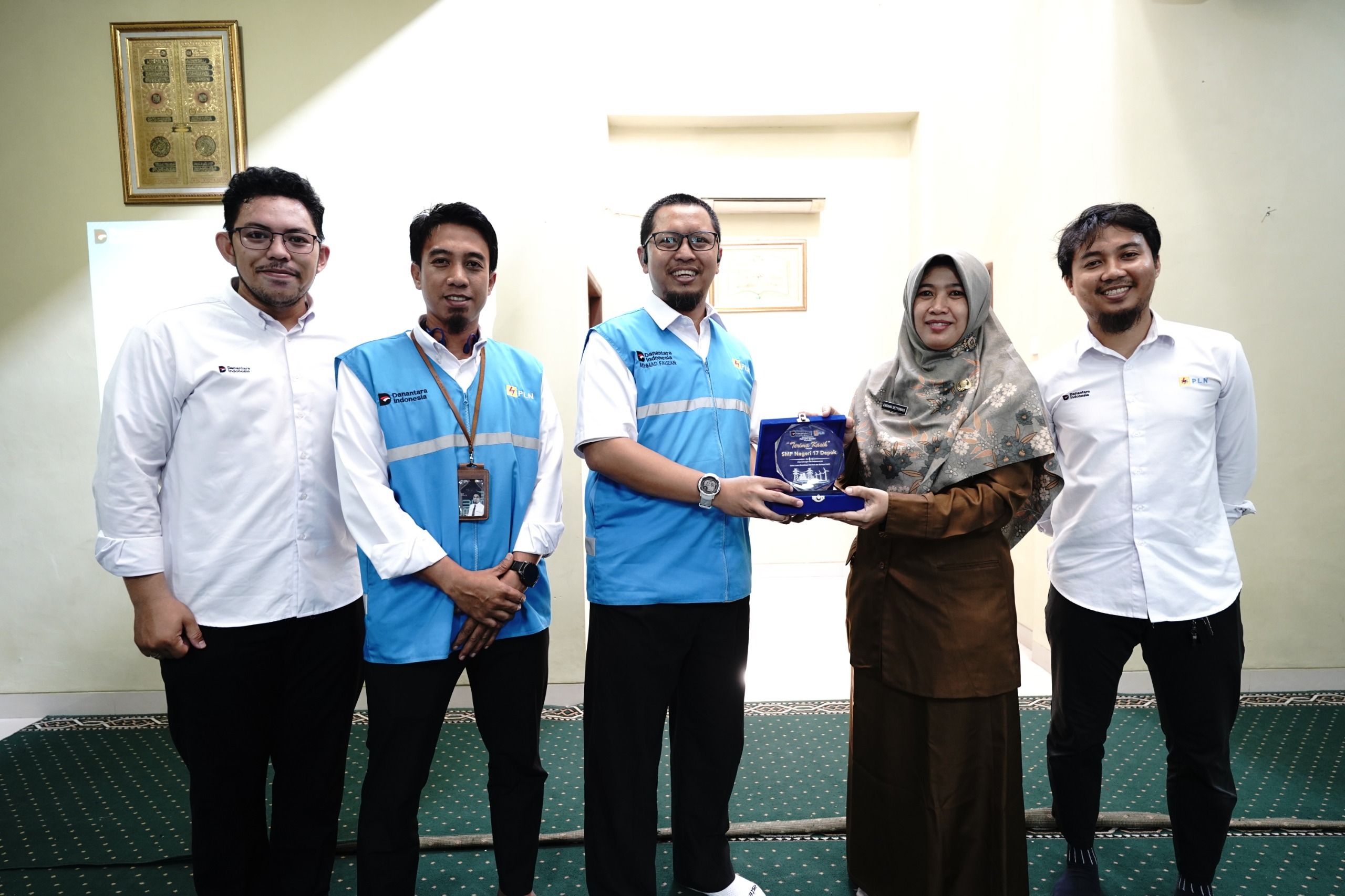 Bangun Budaya Sadar Keselamatan, PLN UPT Gandul Edukasi Siswa SMPN 17 Depok